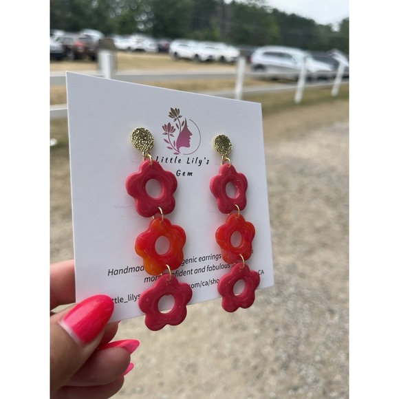 Handmade  Green Polymer Clay   Earrings Red Flower - Picture 7 of 10